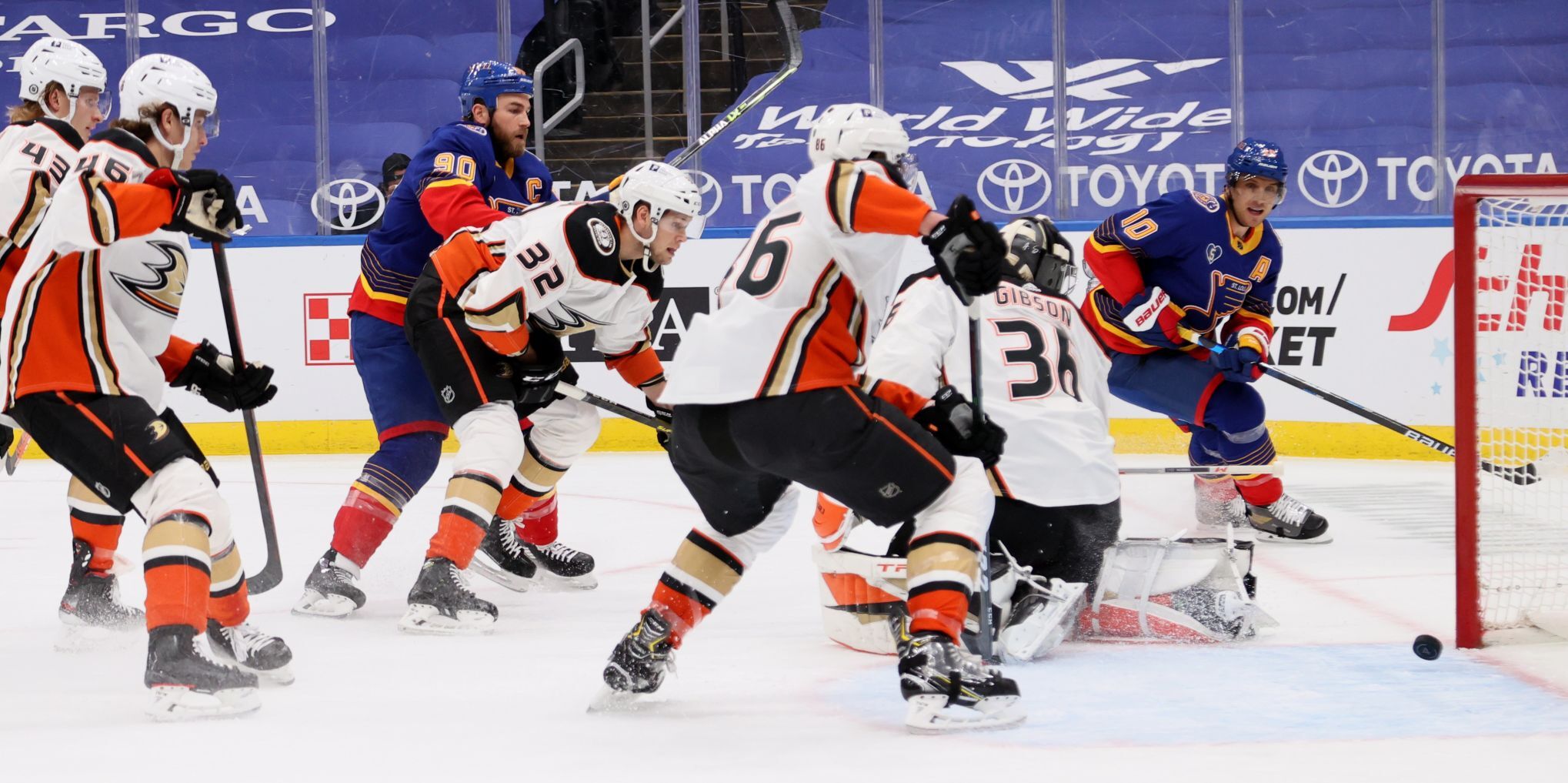 Anaheim Ducks vs St. Louis Blues